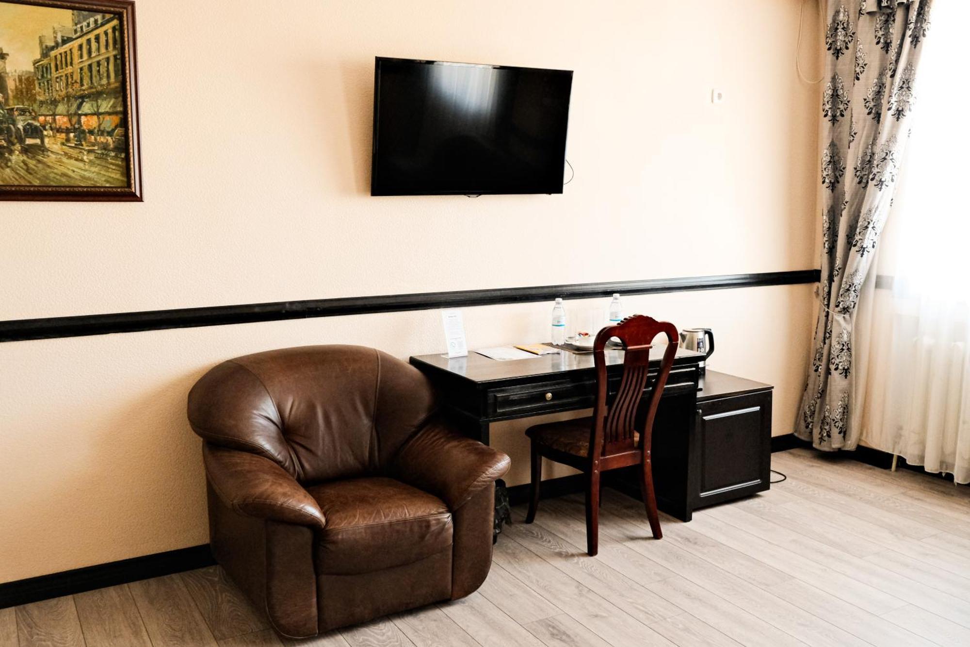 Belon Life Hotel Astana Extérieur photo