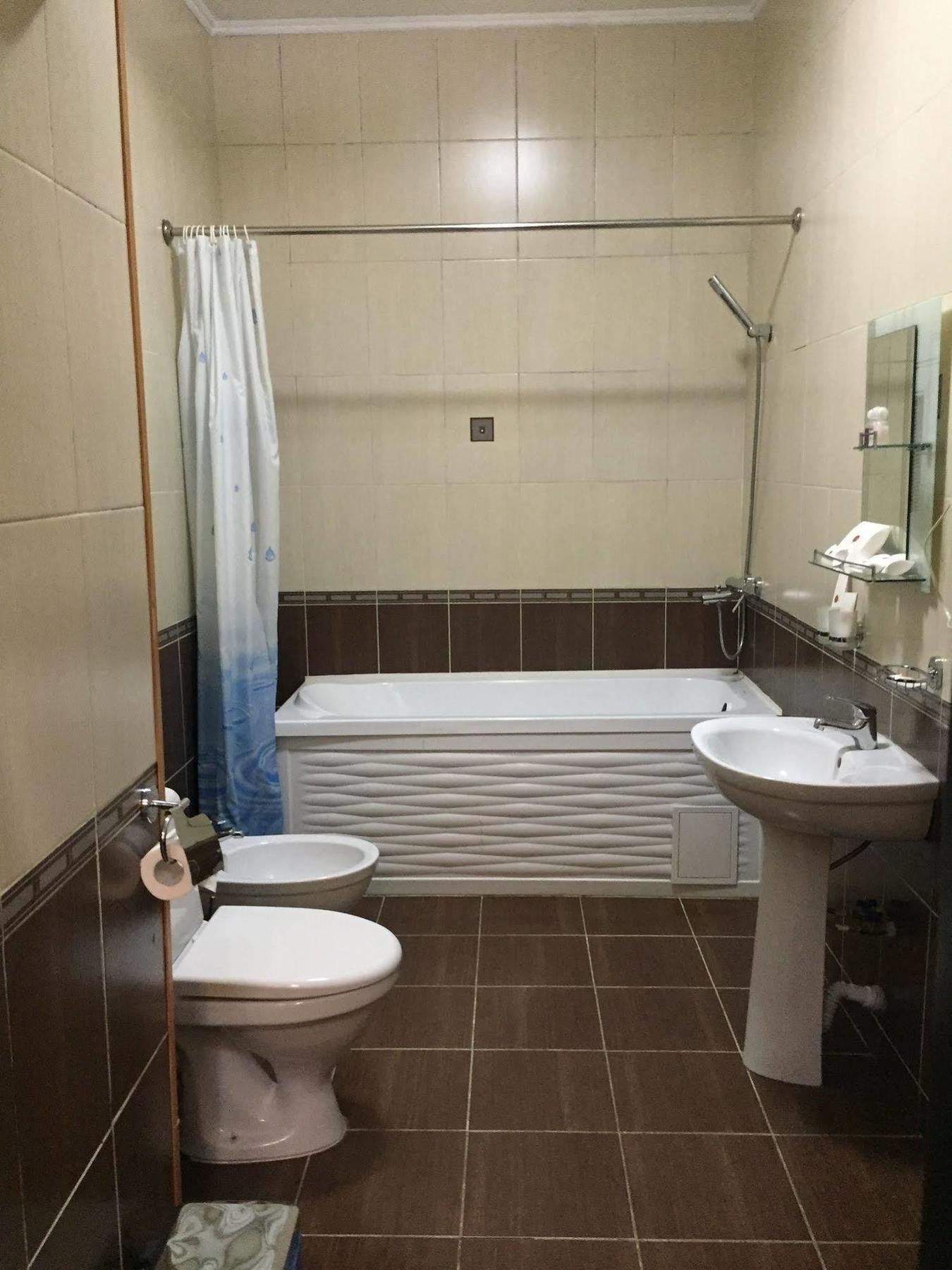Belon Life Hotel Astana Extérieur photo